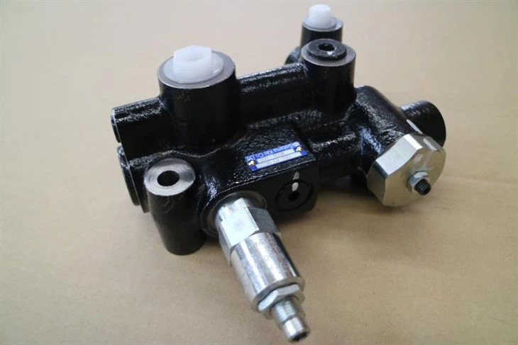 HD785-7 Accumulator Charge 561-43-8A220